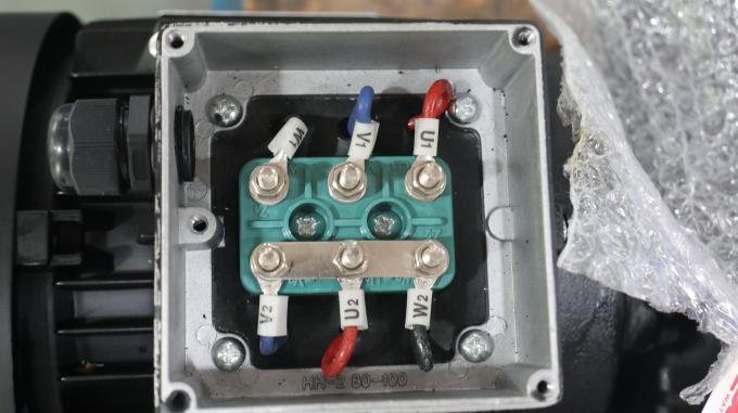 50Hz 60Hz Wasserdichter 0,09 kW 0,12 PS Vierpoliger Asynchron-Elektromotor 380V 1500 U/min Drehstrom-Kapselmotor 220V AC Spannung 3